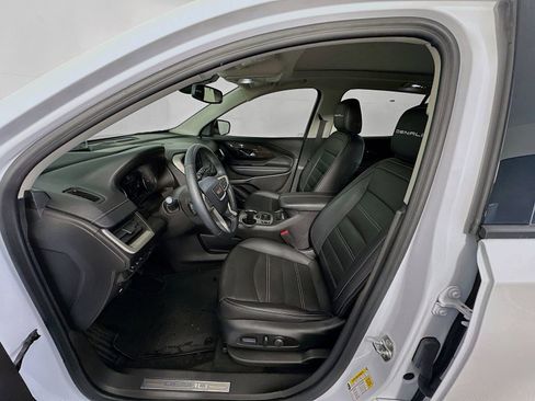 Used 2024 GMC Terrain Denali AWD/4WD image 22