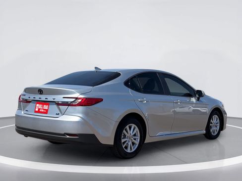 Used 2026 Toyota Camry LE FWD image 4