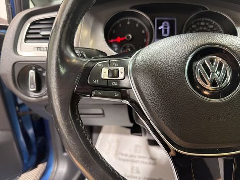 Used 2016 Volkswagen Golf S FWD image 24
