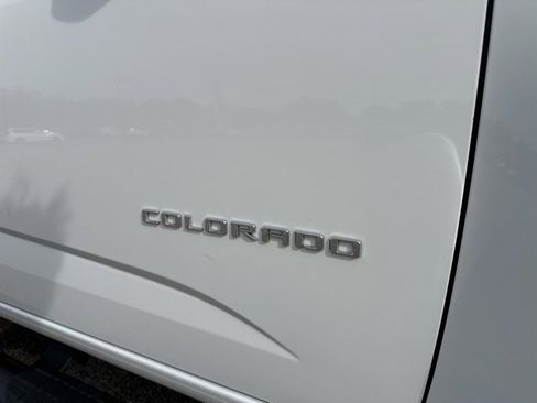 Used 2021 Chevrolet Colorado LT w/ Fleet Safety Package image 39