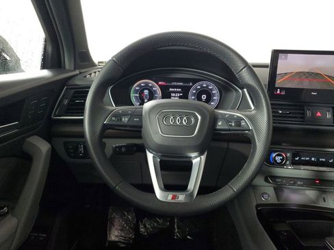 Used 2024 Audi Q5 e Premium Plus w/ Premium Plus Package AWD/4WD image 15