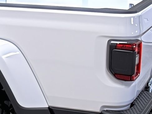 New 2026 Jeep Gladiator Willys image 10