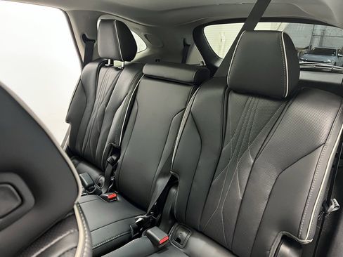 New 2026 Acura MDX w/ Advance Package image 17