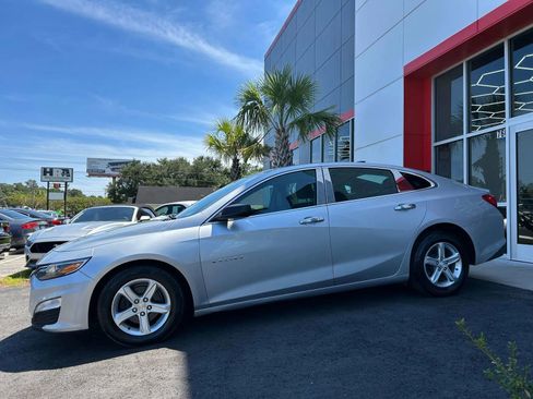 Used 2019 Chevrolet Malibu LS image 8