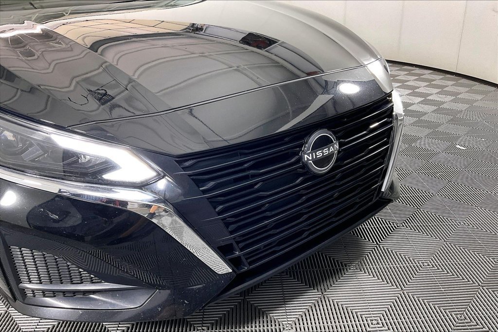 Used 2025 Nissan Altima 2.5 SV FWD image 34