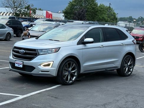 Used 2017 Ford Edge Sport w/ Equipment Group 401A AWD/4WD image 8