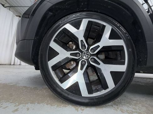 Used 2023 Volkswagen Taos SEL AWD/4WD image 9