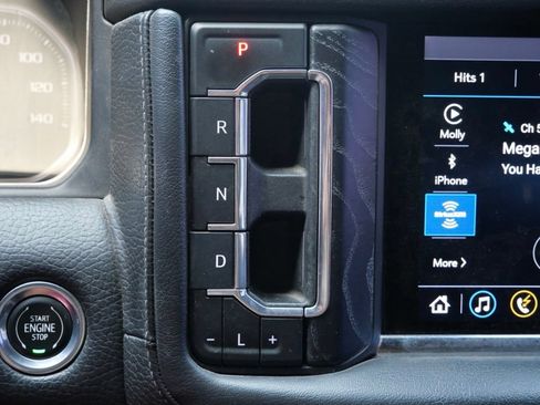 Used 2021 GMC Yukon Denali w/ Denali Premium Package AWD/4WD image 21