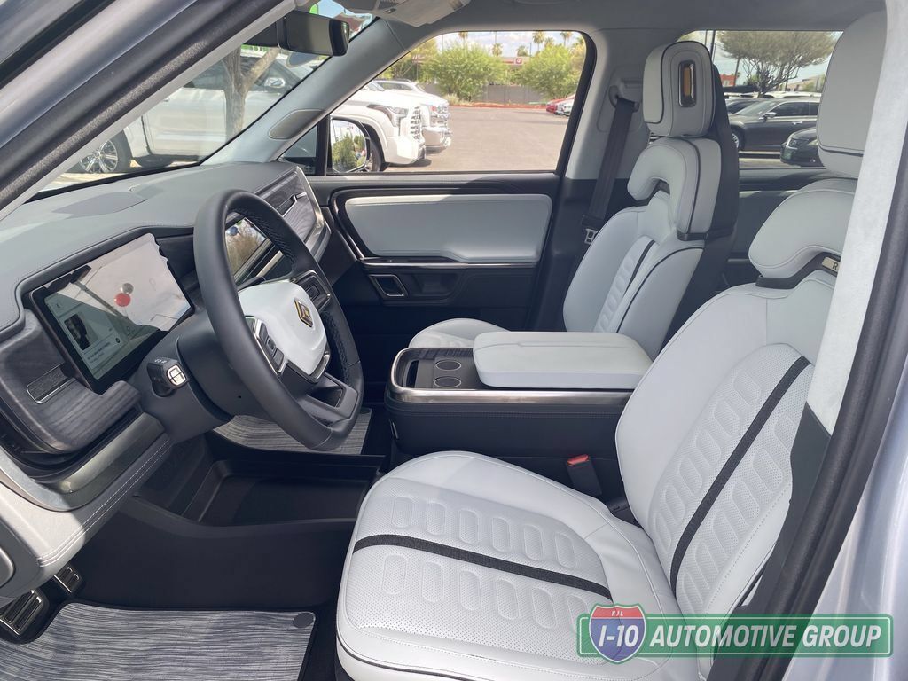 Used 2024 Rivian R1S Adventure Dual AWD/4WD image 17