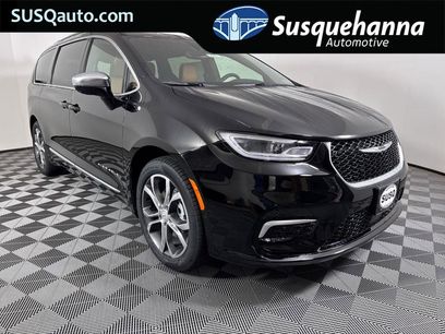 New 2026 Chrysler Pacifica Pinnacle