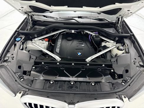 Certified 2024 BMW X5 sDrive40i w/ Premium Package RWD image 28