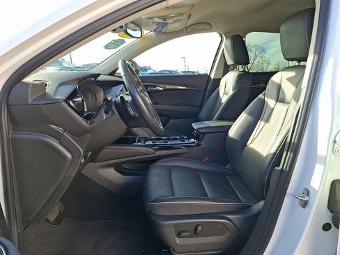 Used 2023 Buick Envision Essence image 16