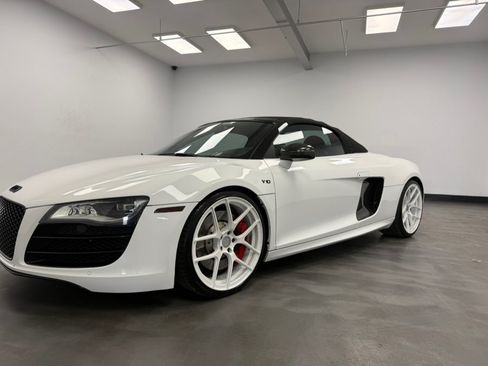 Used 2011 Audi R8 V10 AWD/4WD image 32