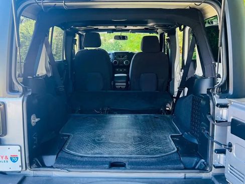 Used 2013 Jeep Wrangler Unlimited Sport AWD/4WD image 23