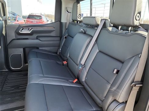 New 2026 GMC Sierra 1500 SLT w/ SLT Premium Plus Package image 18
