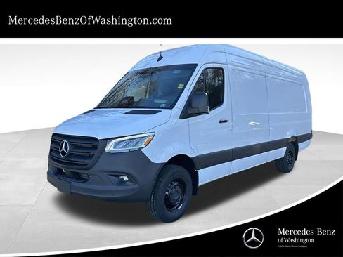 New 2025 Mercedes-Benz Sprinter 3500 image 1