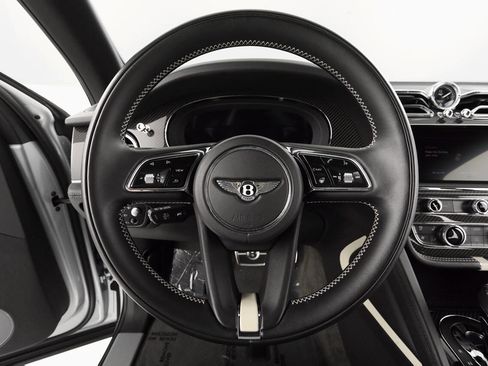 Used 2021 Bentley Bentayga Speed image 16