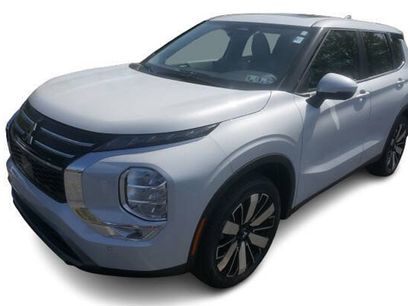 New 2025 Mitsubishi Outlander SE