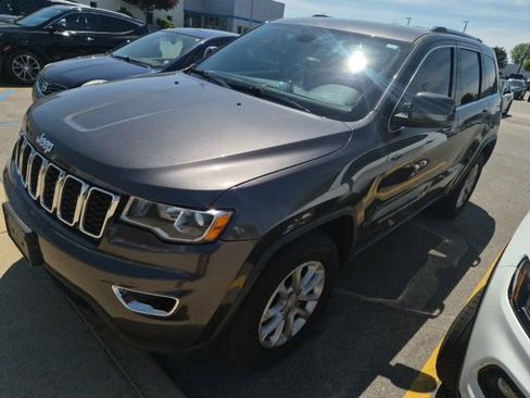 Used 2021 Jeep Grand Cherokee Laredo AWD/4WD image 1