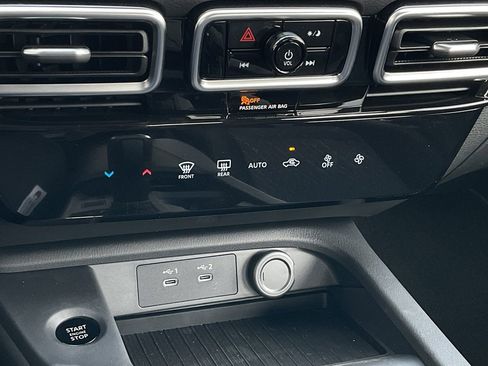 New 2026 Nissan Sentra SV w/ Floor Mat Package image 31