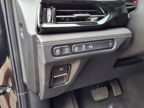 Used 2025 Acura MDX SH-AWD w/ Advance Package image 11