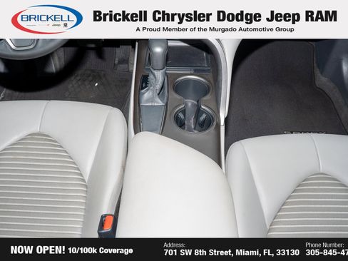 Used 2021 Toyota Camry SE image 24