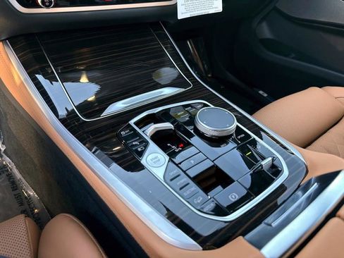 New 2026 BMW X5 xDrive50e w/ M Sport Package image 31