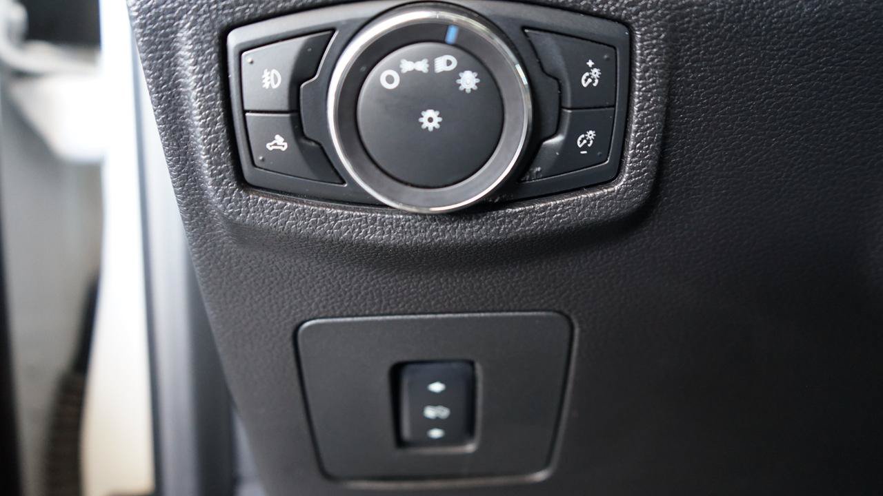 Used 2015 Ford F150 Platinum AWD/4WD image 14