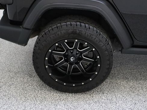 Used 2021 Jeep Wrangler Unlimited Sport w/ Sun And Sound Package AWD/4WD image 6
