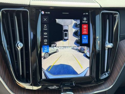Used 2024 Volvo XC60 T8 Ultimate w/ Protection Package Premier AWD/4WD image 29