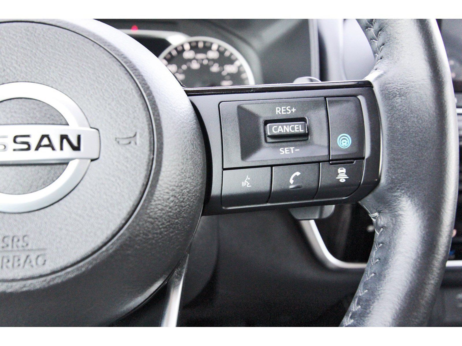 Used 2021 Nissan Rogue SL FWD image 20