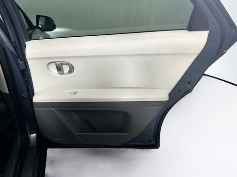 Used 2024 Hyundai Ioniq 5 SE image 29