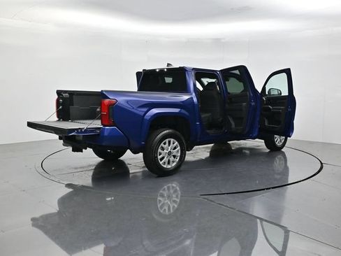 Used 2025 Toyota Tacoma SR5 RWD image 47