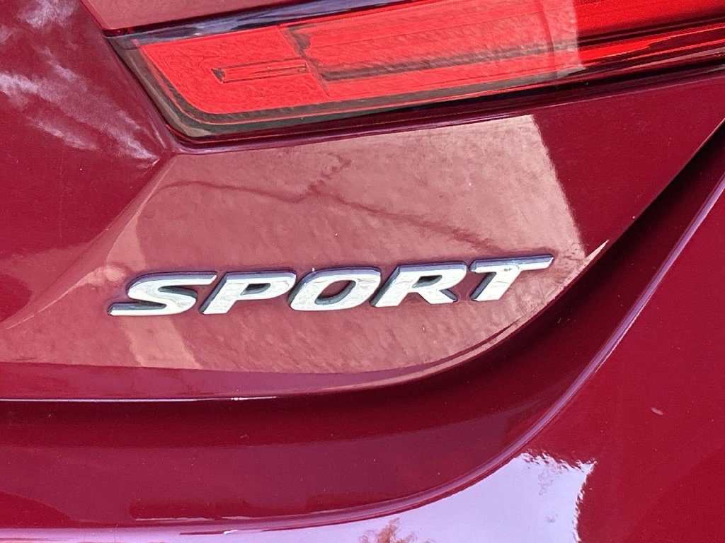 Used 2019 Honda Accord Sport image 9