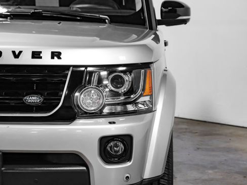 Used 2016 Land Rover LR4 HSE Silver Edition AWD/4WD image 40