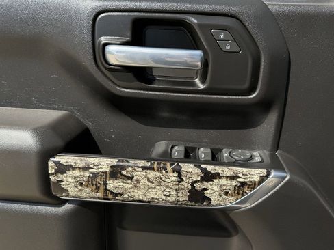 Used 2022 Chevrolet Silverado 1500 Custom Trail Boss w/ Realtree Special Edition AWD/4WD image 22