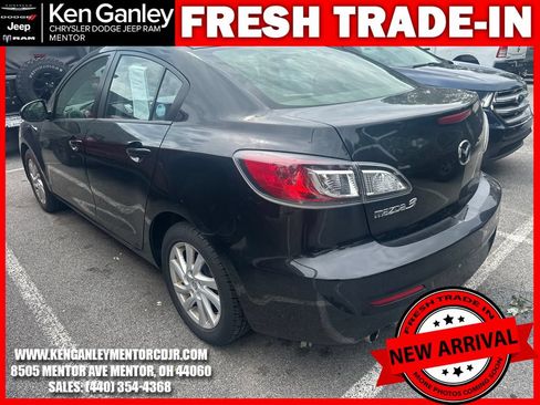 Used 2012 MAZDA MAZDA3 i Touring FWD image 8