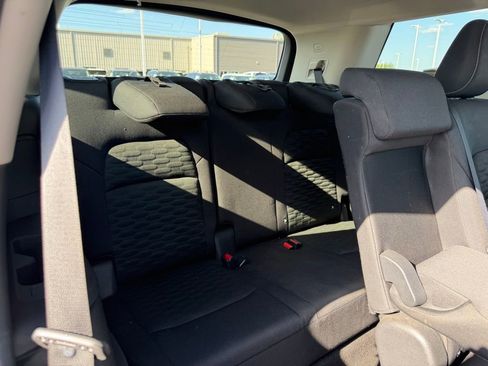 Used 2022 Nissan Pathfinder SV w/ SV Black Package FWD image 20