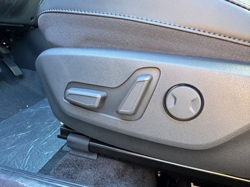 New 2026 Kia Niro SX image 12