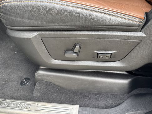 Used 2023 RAM 2500 Limited image 12