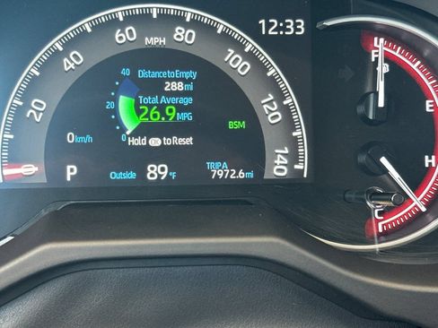 Certified 2025 Toyota RAV4 XLE FWD image 30