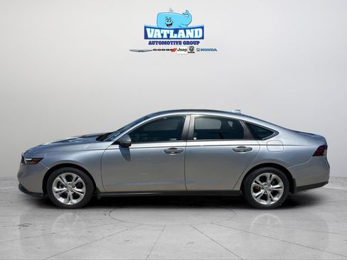 Used 2024 Honda Accord LX image 2