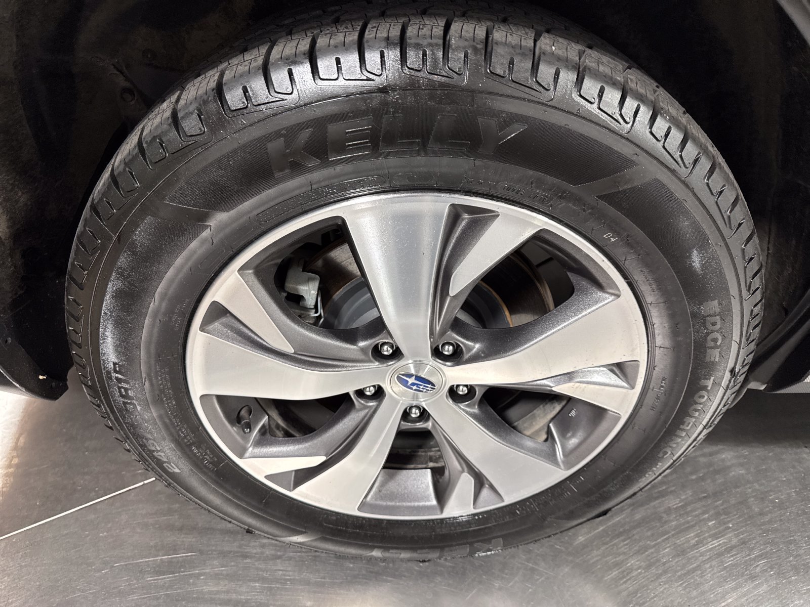 Used 2022 Subaru Ascent Premium w/ Convenience Package AWD/4WD image 12