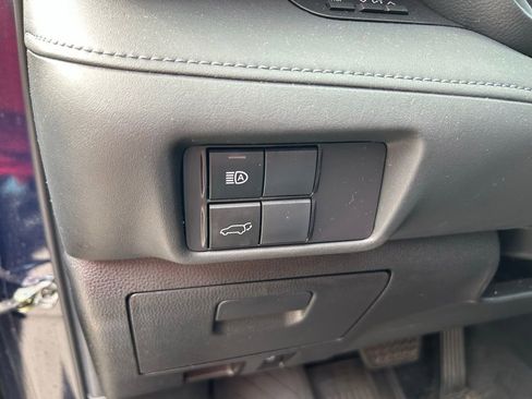 Certified 2022 Toyota Highlander XSE image 18