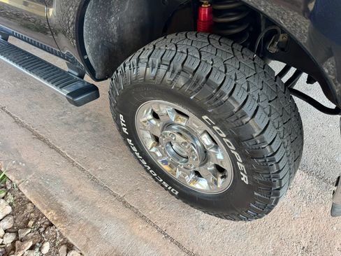Used 2012 Ford F250 XLT w/ XLT Premium Pkg AWD/4WD image 29