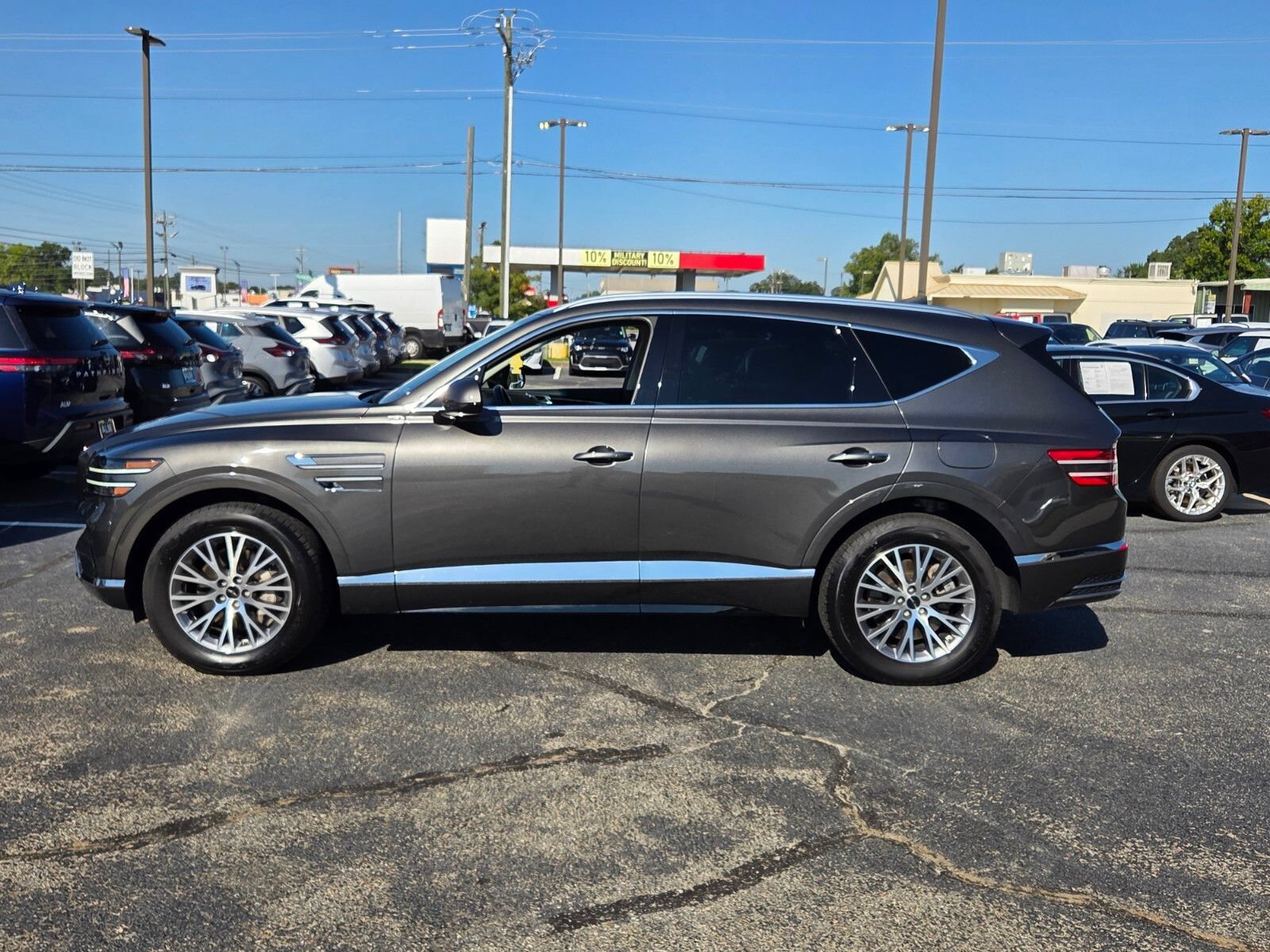 Used 2025 Genesis GV80 2.5T Standard AWD/4WD image 4