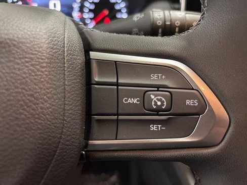 Used 2026 Jeep Compass Latitude AWD/4WD image 15