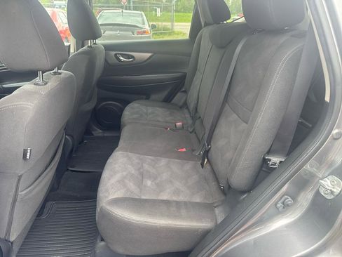 Used 2016 Nissan Rogue SV AWD/4WD image 11