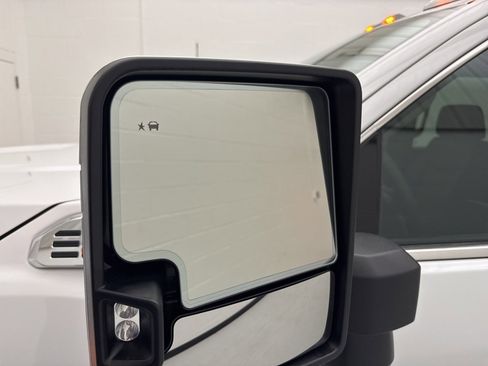 New 2026 GMC Sierra 2500 SLT w/ SLT Premium Package image 13