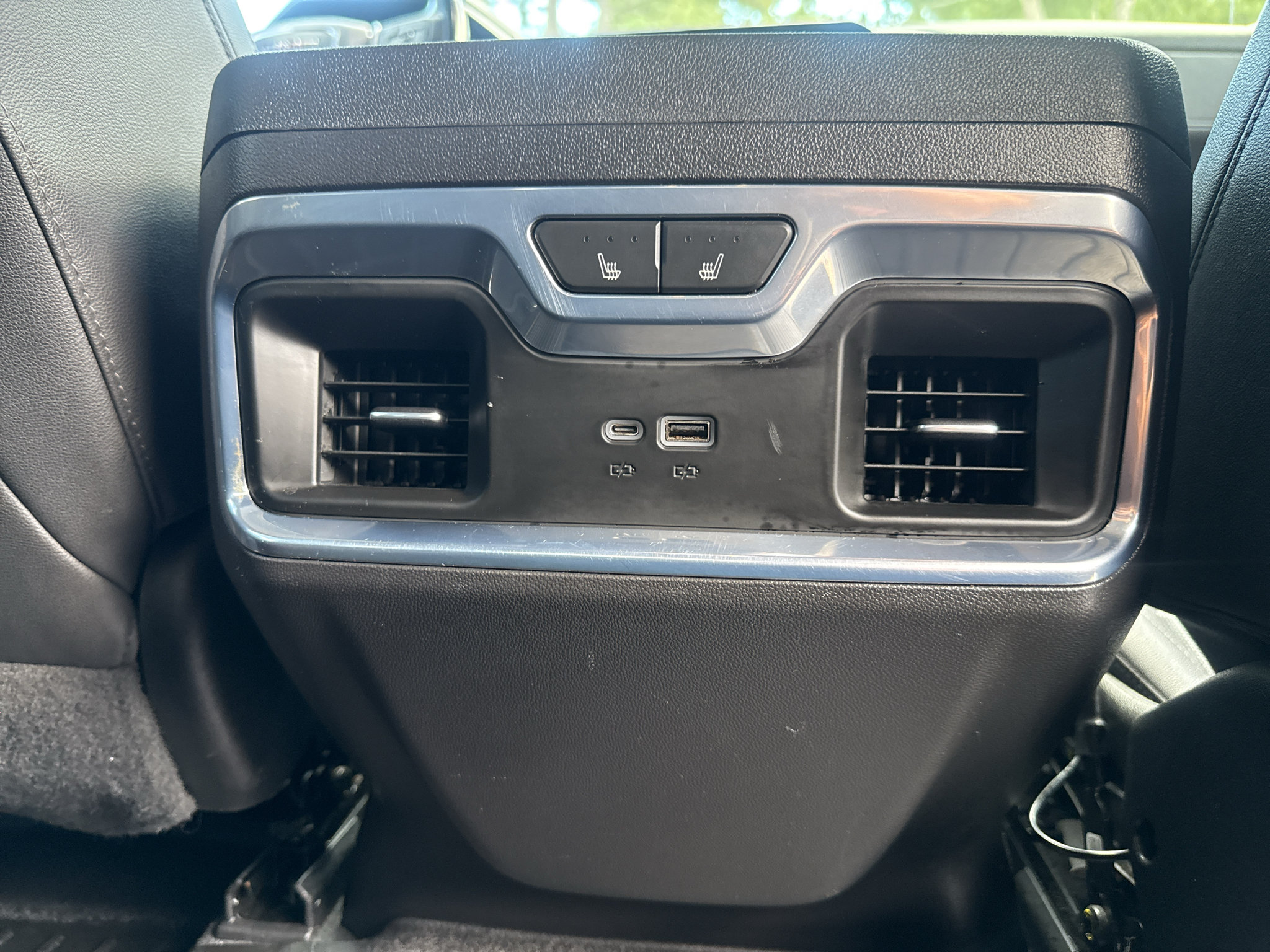 Used 2022 GMC Sierra 1500 SLT w/ SLT Convenience Package AWD/4WD image 16